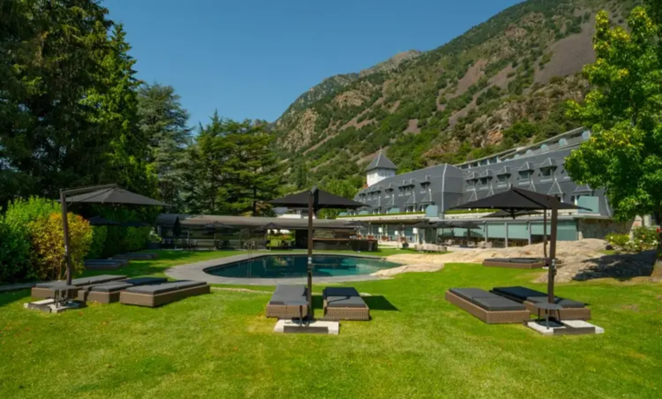 andorra-park-exterior-b